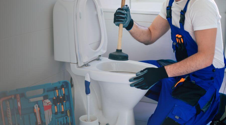 Local expert plumbing services in Lansing, IA
